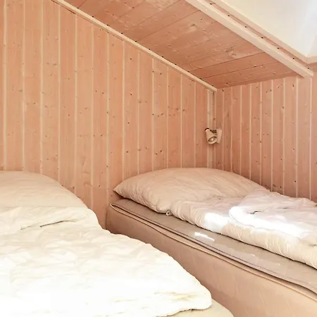 4 Star In Ottendorf Ferienhaus