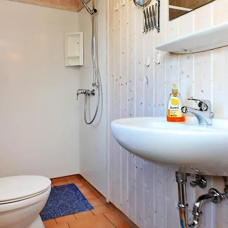 4 Star In Ottendorf Ferienhaus *